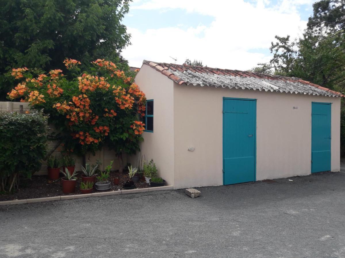 Logis De Lange Studio 2 P Saint-Hilaire-la-Palud Exterior photo